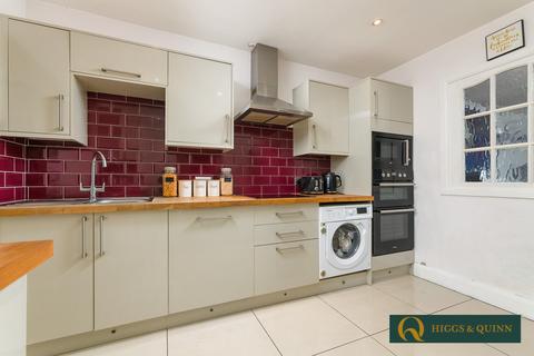 326 Chessington Road, Ewell, Epsom, KT19 9XG
