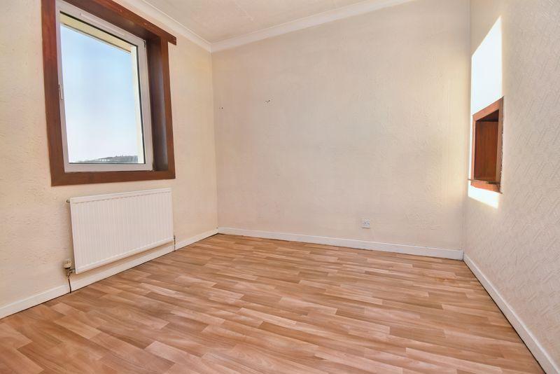 Bedroom 4/Dining