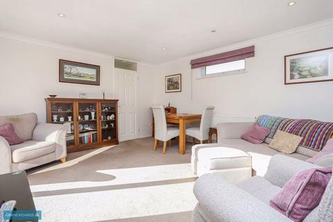 2 bedroom bungalow for sale, Barn Meads Road, Wellington