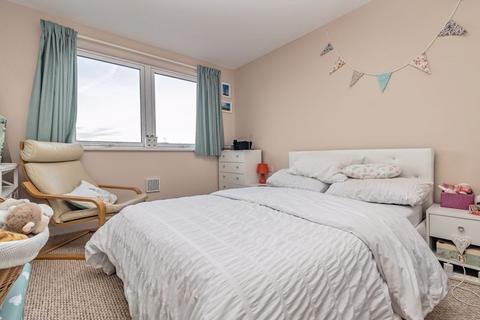 2 bedroom apartment for sale - Victoria Road North, Southsea