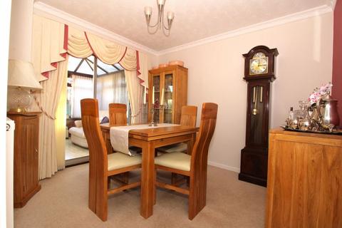 4 bedroom detached house for sale, Woodbridge Close, Turnberry, Bloxwich, WS3 3UG