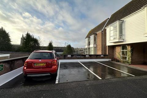 2 Benson Gardens, Truro, TR1 1DR