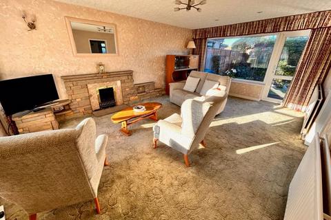 39 Dunchurch Crescent, Sutton Coldfield, B73 6QW