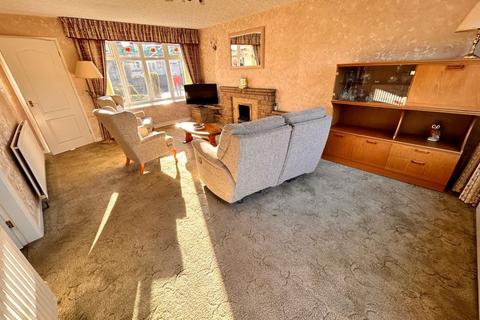 39 Dunchurch Crescent, Sutton Coldfield, B73 6QW