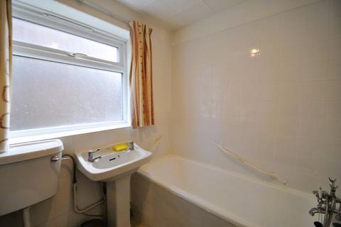 2b Montem Road, New Malden, KT3 3QW