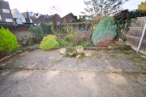 2b Montem Road, New Malden, KT3 3QW