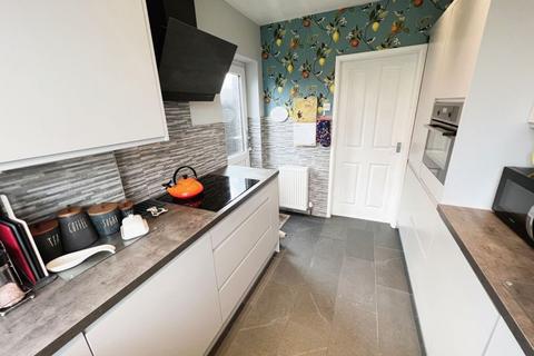 3 bedroom semi-detached house for sale - Radcliffe Road, Bolton