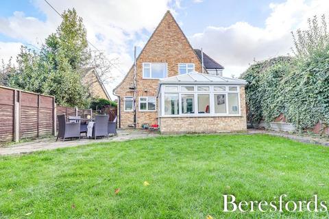 11 The Chase, Ingrave, Brentwood, CM13 3QT