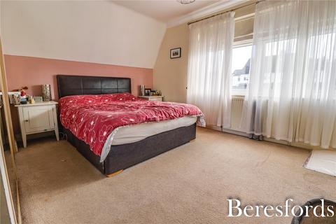 11 The Chase, Ingrave, Brentwood, CM13 3QT