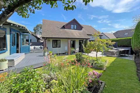 3 bedroom bungalow for sale, Brig Y Nant, Llangefni, Isle of Anglesey, LL77