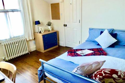 4 bedroom detached house to rent - Collin Street, Nottingham