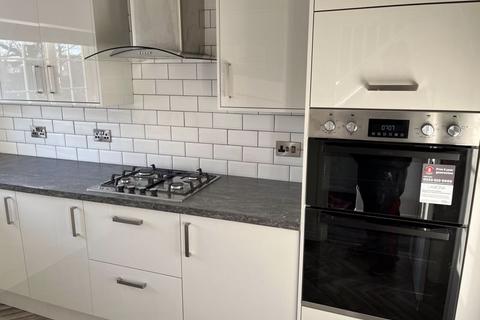 4 bedroom detached house to rent - Andreas Drive, Muxton, Telford