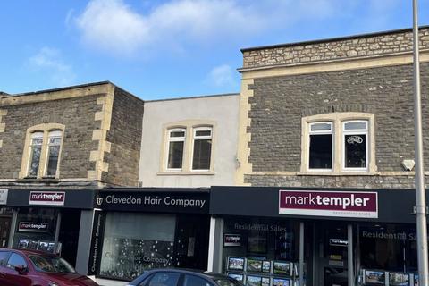 Property to rent, First Floor Office with parking in the town centre
