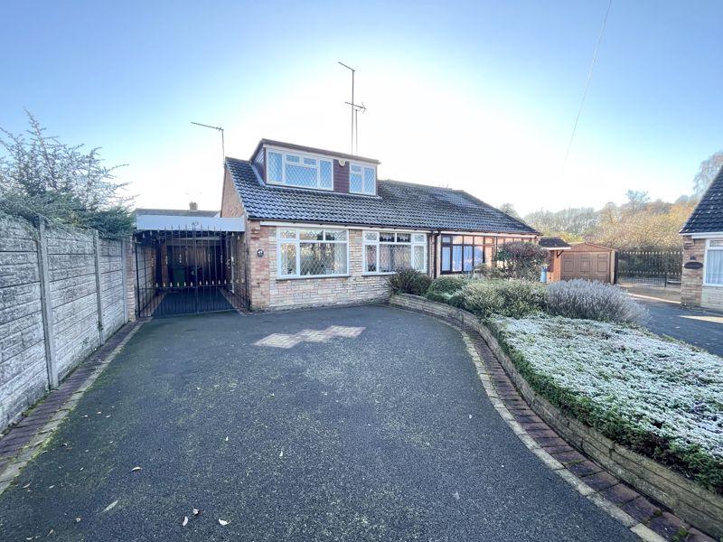 Lynbrook Close, Dudley DY2 3 bed semidetached bungalow for sale £240,000