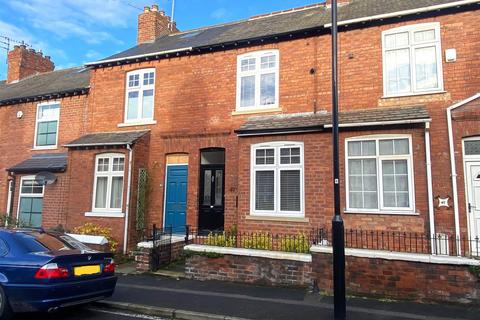 2 bedroom terraced house for sale - Balmoral Terrace, Bishopthorpe Road