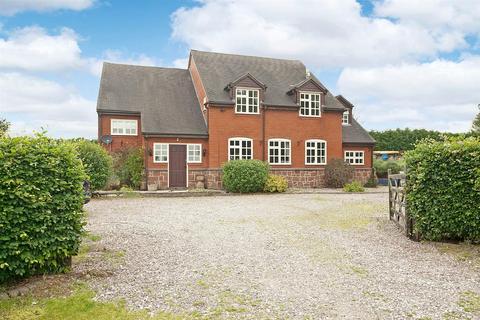4 bedroom detached house to rent - Helshaw Lodge, Warrant Road, Stoke Heath, Market Drayton, TF9 2JP