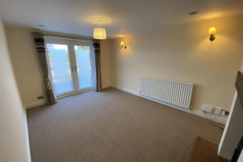 4 bedroom detached house to rent - Helshaw Lodge, Warrant Road, Stoke Heath, Market Drayton, TF9 2JP