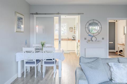 4 bedroom townhouse for sale - Lotherington Mews, Derwenthorpe, York, YO10 3TZ