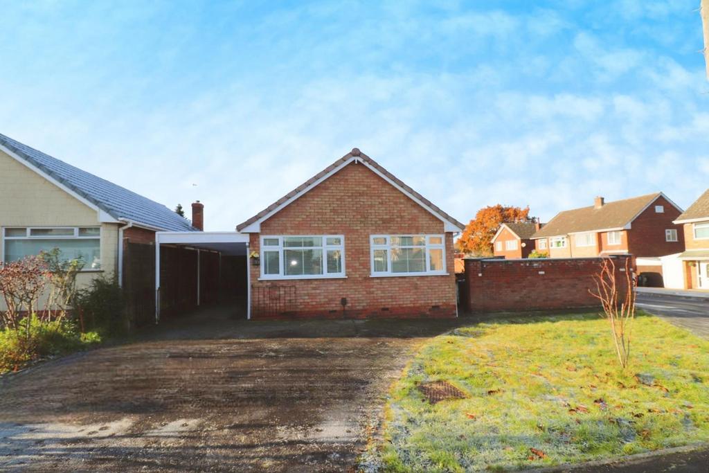 Pennine Way, Nuneaton 2 bed detached bungalow for sale £265,000