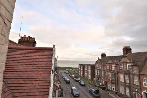 2 bedroom apartment for sale, Alfred Road, Cromer