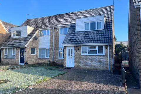 3 Barnstaple Close, Northampton, NN3 3BH