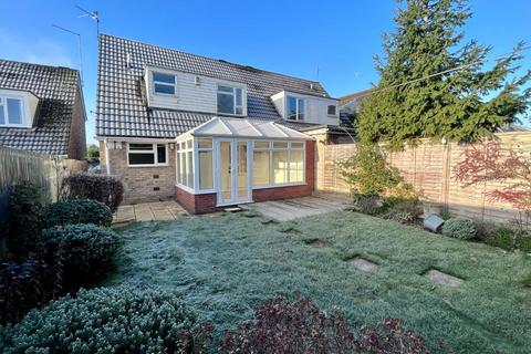 3 Barnstaple Close, Northampton, NN3 3BH