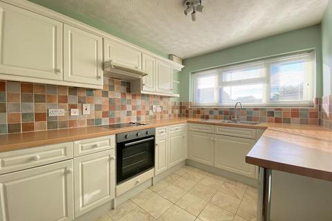 3 Barnstaple Close, Northampton, NN3 3BH