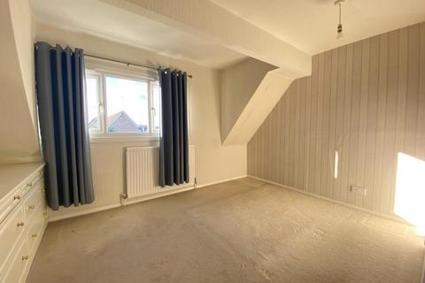 3 Barnstaple Close, Northampton, NN3 3BH