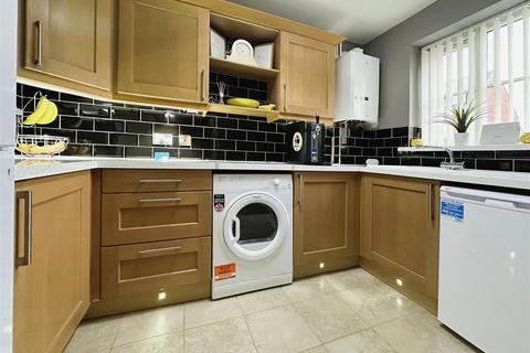 11 Buttermere Close, Hull, HU4 6DG
