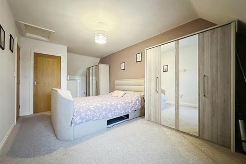 11 Buttermere Close, Hull, HU4 6DG