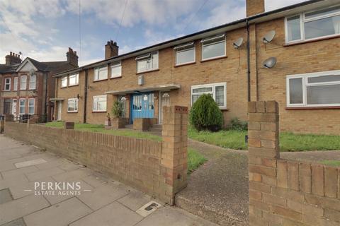 3, Hill House Allenby Road, Southall, UB1 2EX