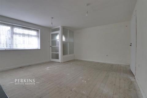 3, Hill House Allenby Road, Southall, UB1 2EX