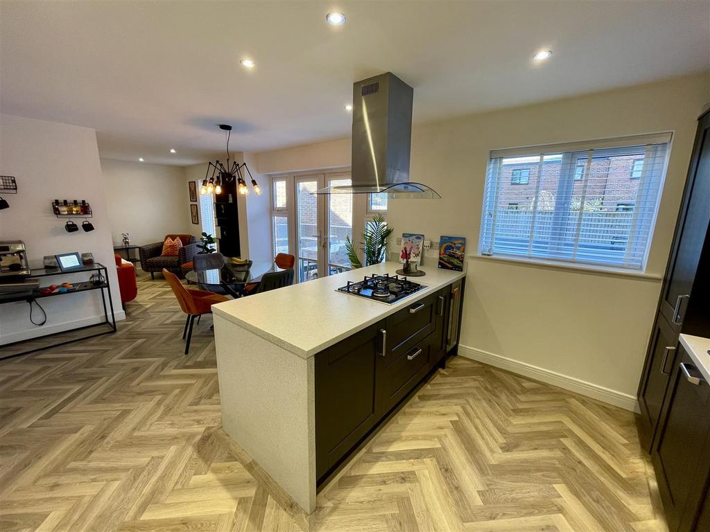 Kitchen / Diner