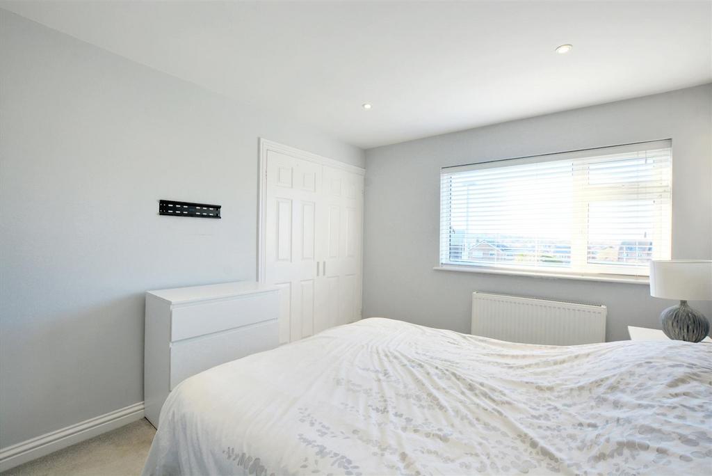 Bedroom 1 2.jpeg