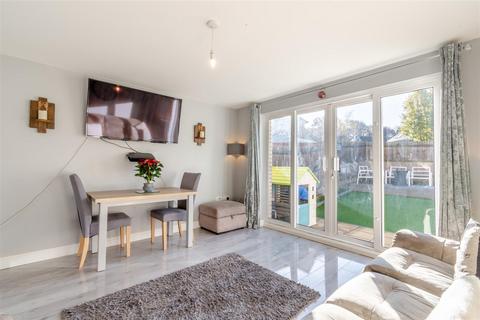 2 bedroom terraced house for sale - Magdalen Gardens, Maidstone