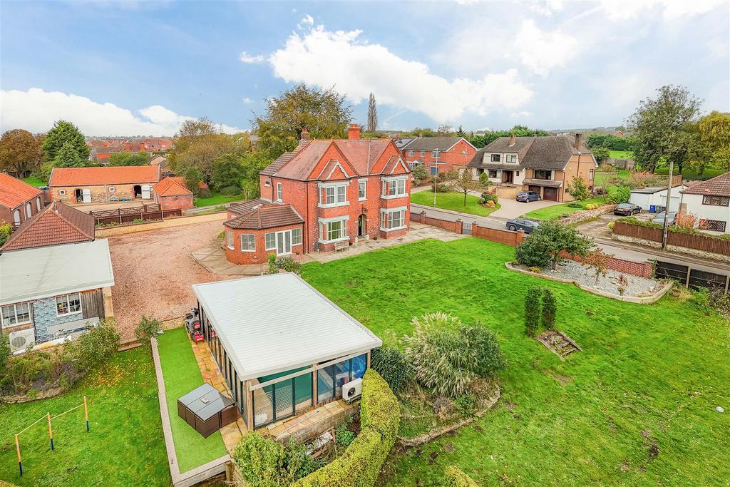 Messingham Road, Scotter, Gainsborough 5 bed detached house for sale £895,000