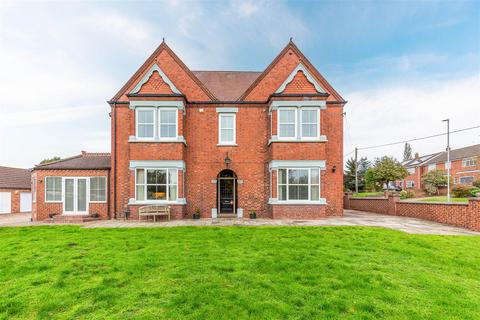 5 bedroom detached house for sale, Messingham Road, Scotter, Gainsborough