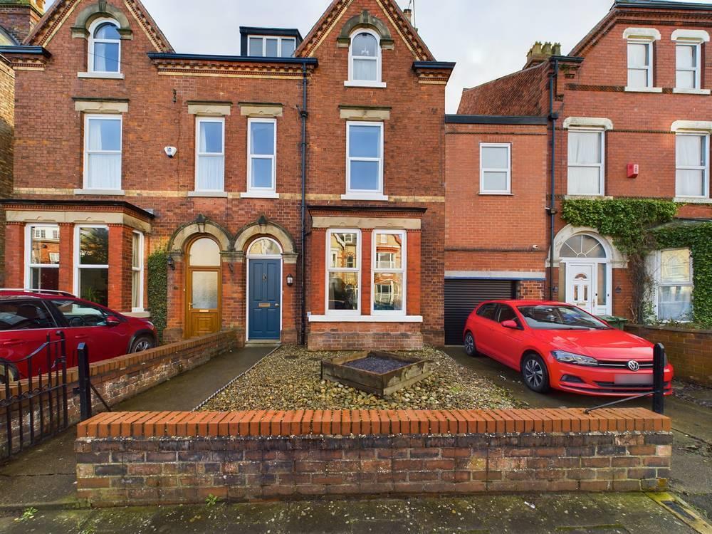 St. Johns Avenue, Bridlington 5 bed terraced house for sale £349,950