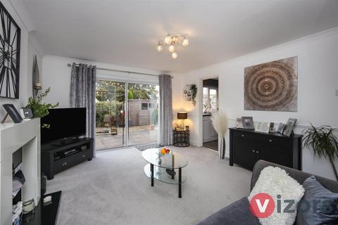 331 Birchfield Road, Redditch, B97 4NB