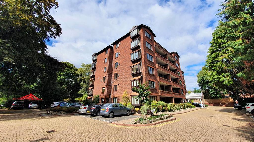 45 Lindsay Road, Poole 2 bed apartment for sale £265,000