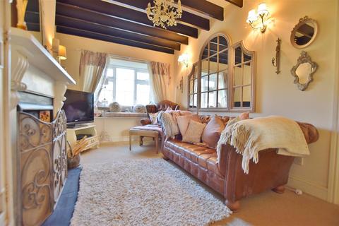 undefined, Brimaston