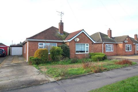 3 bedroom detached bungalow for sale, Kingston Drive, Stanground, Peterborough