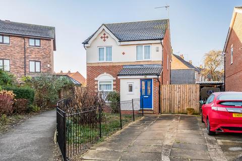 3 bedroom detached house for sale - Bielby Drive, Beverley, HU17 0RX