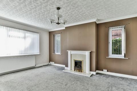 2 bedroom flat for sale, Givendale Road, Scarborough