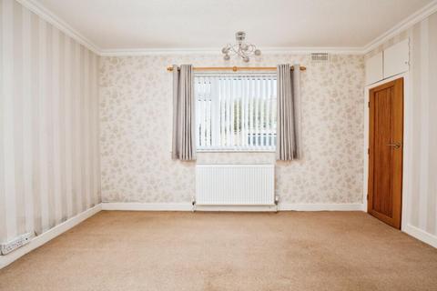 2 bedroom flat for sale, Givendale Road, Scarborough