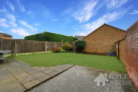 4 bedroom semi-detached house for sale - Ploughmans Headland, Stanway