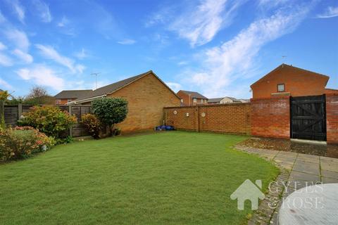 4 bedroom semi-detached house for sale, Ploughmans Headland, Stanway