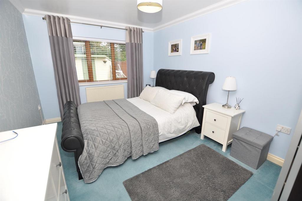 Master bedroom 3 with En-suite.