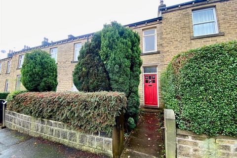 62 Adelphi Road, Huddersfield, HD3 4BB