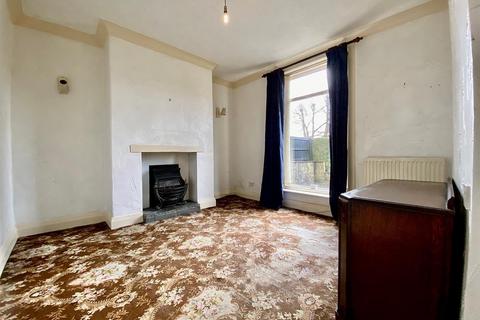62 Adelphi Road, Huddersfield, HD3 4BB